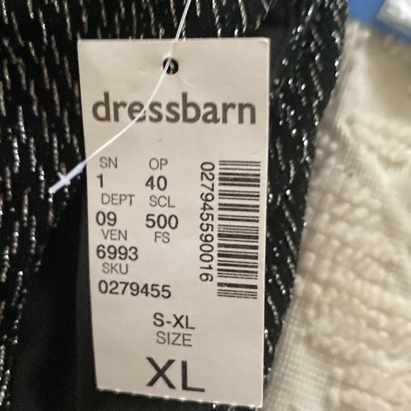 Top - Picture 2 of 2